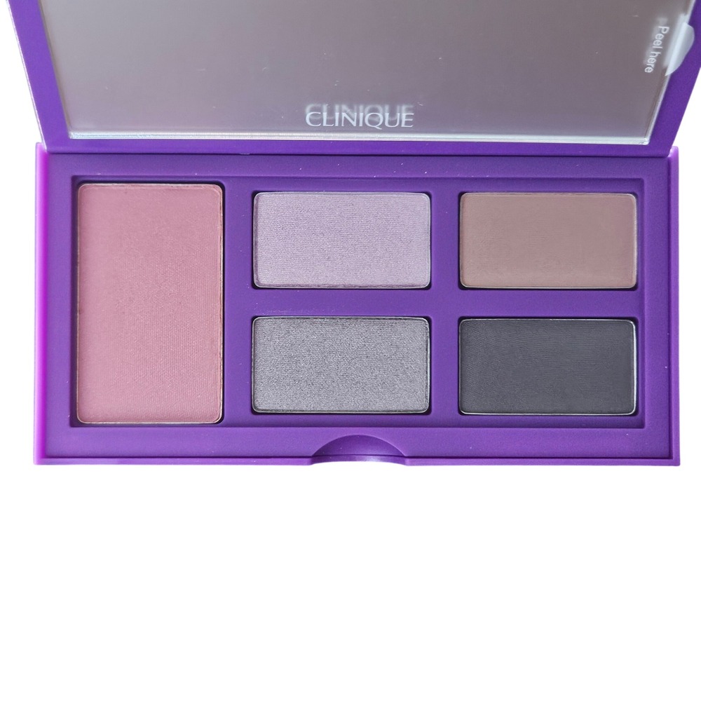 Clinique Limited Edition Eye & Cheek Palette Shadow Quad Blush Purple A52